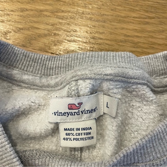 Vineyard Vines Pullover Sweatshirt - Picture 3 of 4